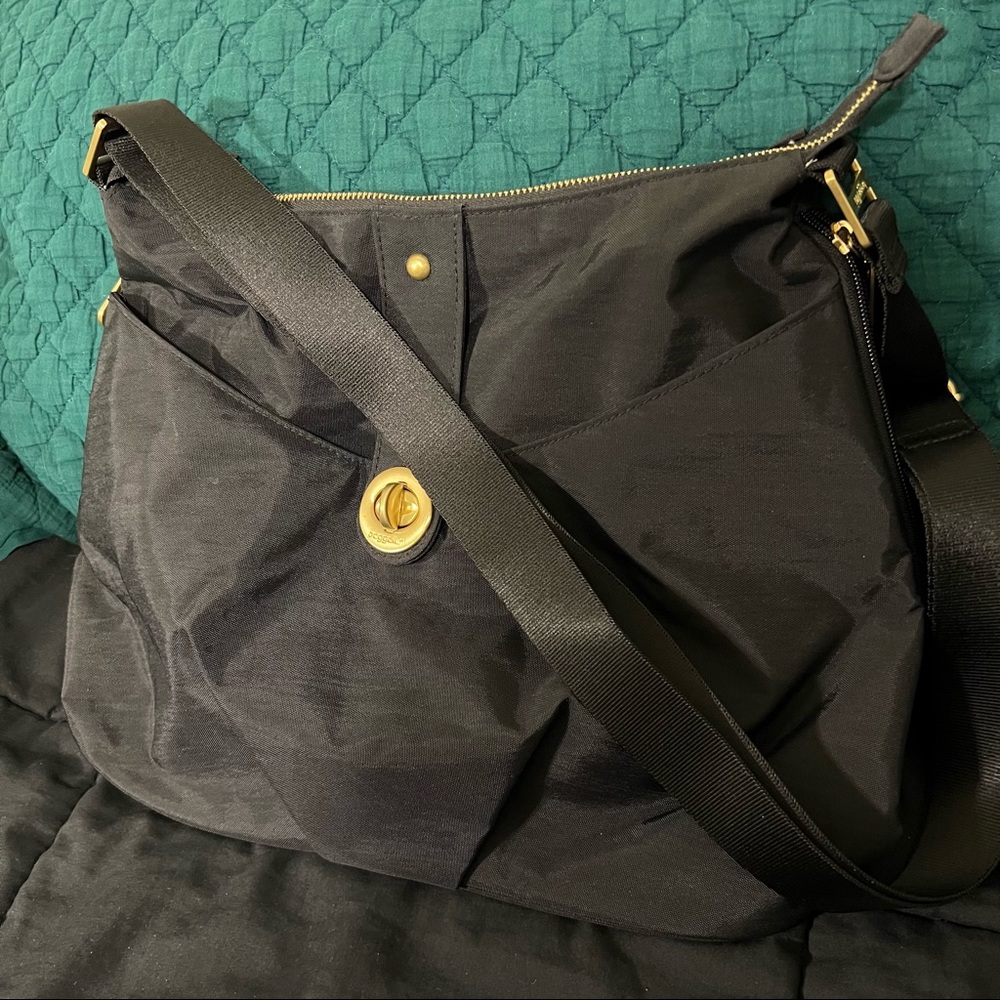 🖤 BAGGALLINI Helsinki Black & Gold Bag 🖤